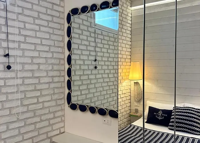 דירה Suite Home *