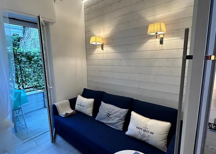 Suite Home Apartman Alassio